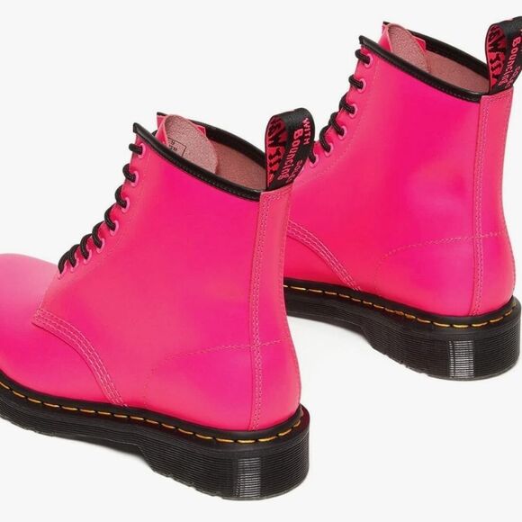 Dr. Martens 1460 Smooth Leather Boot- Clash Pink Smooth - Picture 2 of 11